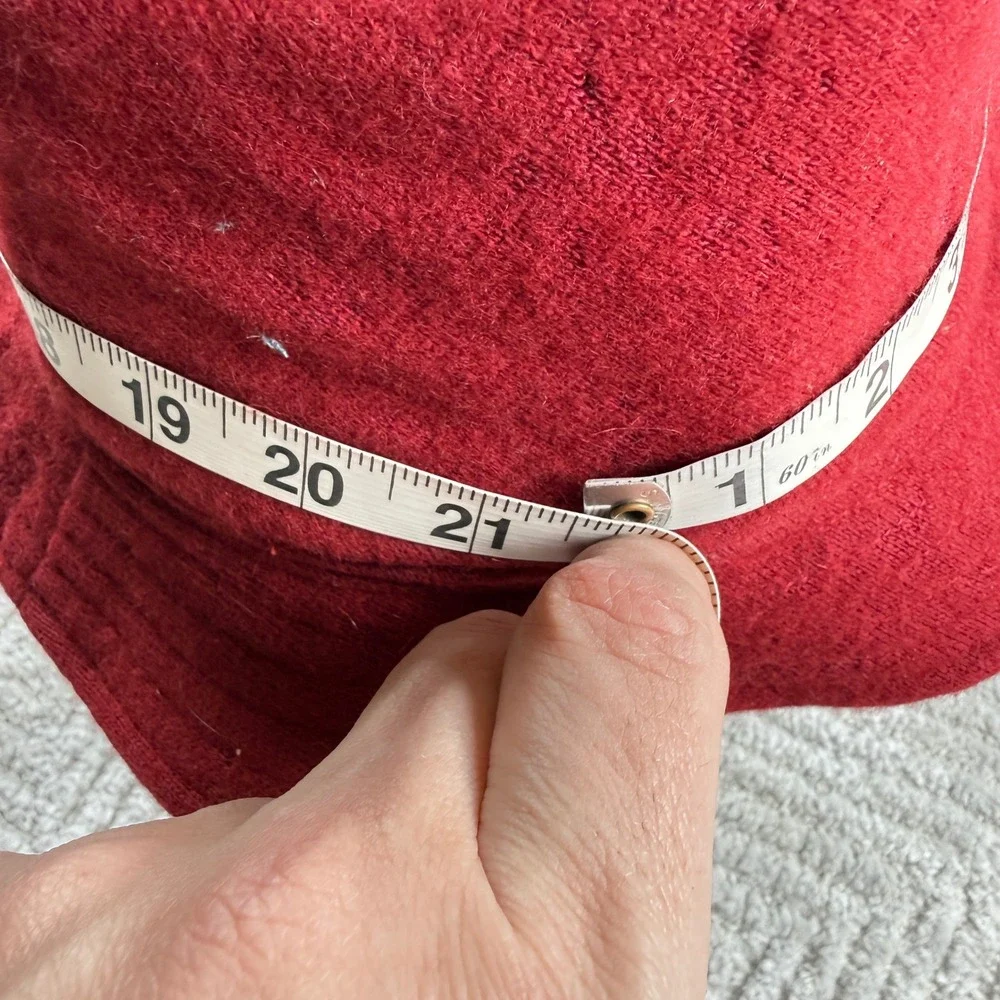 Saks Fifth Avenue Vintage Wool Bucket Hat Women's Red Felted Boho Cloche Cozy